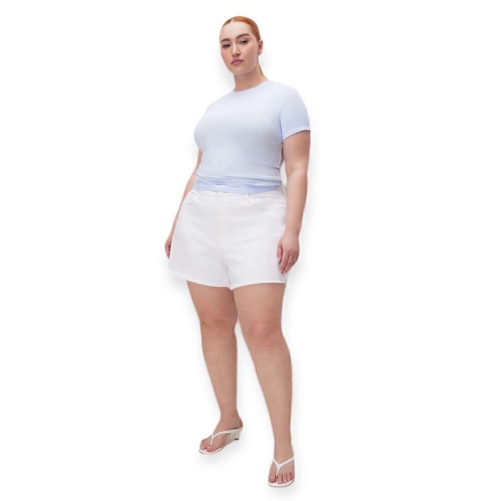 NWT Good American Good '90s High Waist White Denim Cutoff Short Size 22